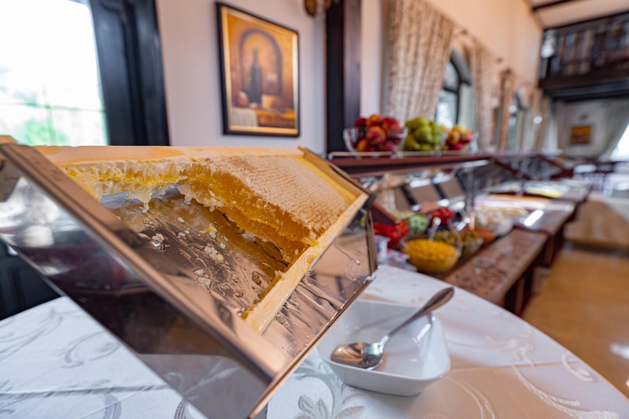 Q Villa Săcele エクステリア 写真